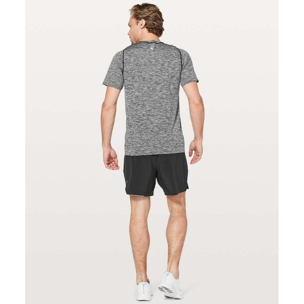 170. Lululemon Mens Surge Short  Black Small - Picture 3 of 3